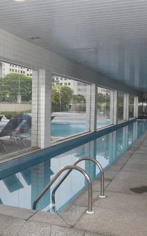 Apartamento à venda com 136m², 3 quartos e 2 vagas Apartamento à venda com 136m², 3 quartos e 2 vagasÁrea comum - Piscina Coberta