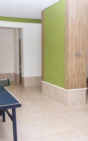 Apartamento à venda com 136m², 3 quartos e 2 vagas Apartamento à venda com 136m², 3 quartos e 2 vagasÁrea comum - Sala de jogos