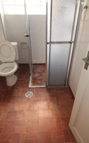Apartamento para alugar com 63m², 2 quartos e sem vagaBanheiro