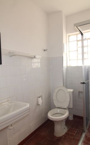 Apartamento para alugar com 63m², 2 quartos e sem vagaBanheiro