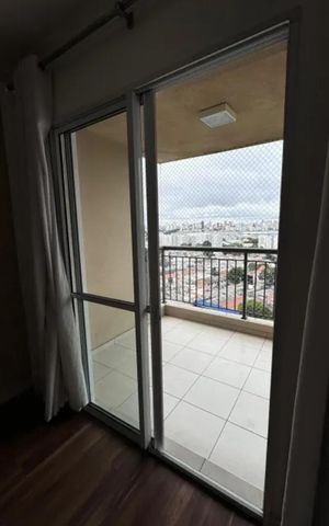 Apartamento para alugar com 69m², 2 quartos e 1 vagaVaranda