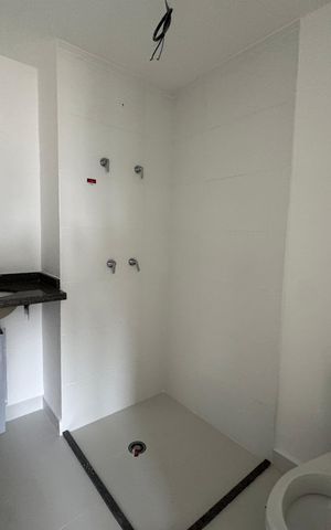 Apartamento à venda com 75m², 2 quartos e 2 vagas Apartamento à venda com 75m², 2 quartos e 2 vagasBanheiro 2