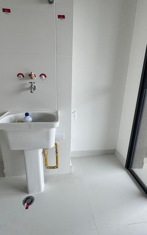 Apartamento à venda com 75m², 2 quartos e 2 vagas Apartamento à venda com 75m², 2 quartos e 2 vagasÁrea de Serviço