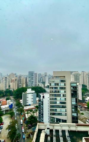 Apartamento à venda com 115m², 2 quartos e 1 vaga Apartamento à venda com 115m², 2 quartos e 1 vagaVista