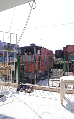 Casa à venda com 125m², 1 quarto e 2 vagasVaranda