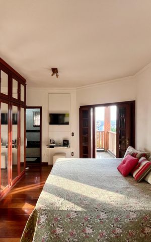 Casa à venda com 400m², 3 quartos e 3 vagasSuíte