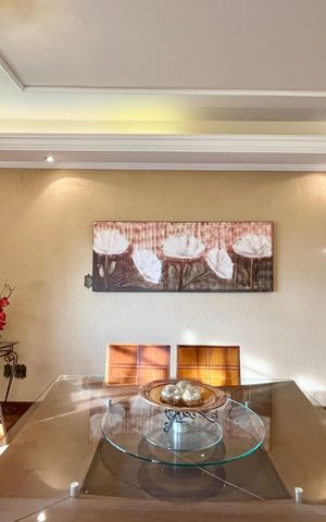 Casa à venda com 400m², 3 quartos e 3 vagasSala