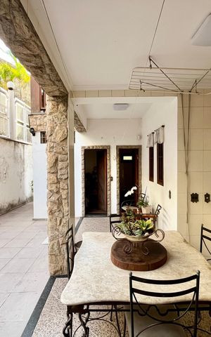 Casa à venda com 400m², 3 quartos e 3 vagasÁrea de serviço