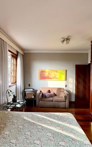 Casa à venda com 400m², 3 quartos e 3 vagasSuíte