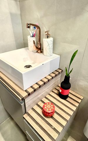 Apartamento para alugar com 47m², 2 quartos e 1 vaga Apartamento para alugar com 47m², 2 quartos e 1 vagaBanheiro