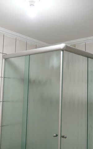 Casa para alugar com 220m², 2 quartos e 8 vagasBanheiro