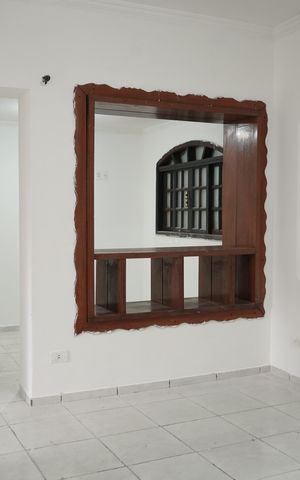 Casa para alugar com 220m², 2 quartos e 8 vagasSala