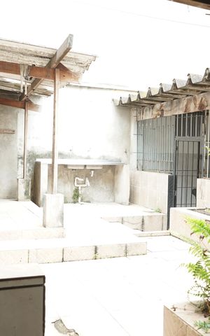Casa para alugar com 220m², 2 quartos e 8 vagasÁrea de Serviço