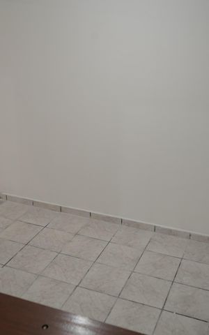 Casa para alugar com 220m², 2 quartos e 8 vagasSala