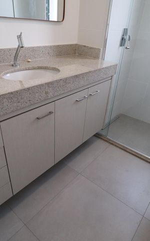 Apartamento para alugar com 115m², 3 quartos e 2 vagasBanheiro do Quarto 2