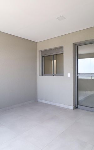 Apartamento para alugar com 115m², 3 quartos e 2 vagasVaranda