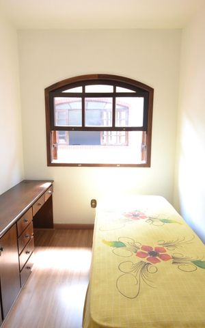 Casa à venda com 217m², 3 quartos e 2 vagasQuarto 3