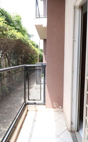Apartamento para alugar com 65m², 3 quartos e 1 vagaSacada