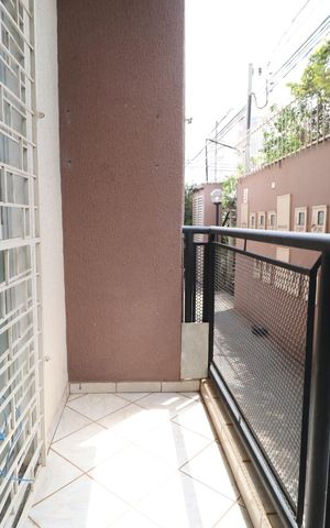 Apartamento para alugar com 65m², 3 quartos e 1 vagaSacada
