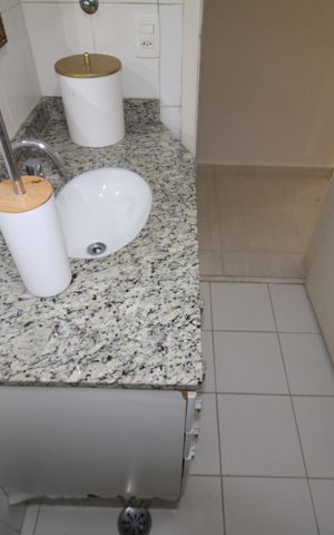 Apartamento para alugar com 120m², 3 quartos e 2 vagasBanheiro 3