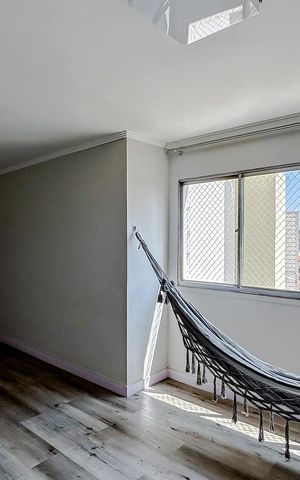Apartamento para alugar com 70m², 2 quartos e 1 vagaSala