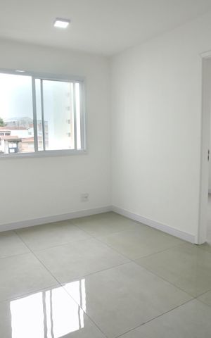Apartamento à venda com 36m², 2 quartos e sem vaga Apartamento à venda com 36m², 2 quartos e sem vagaSala