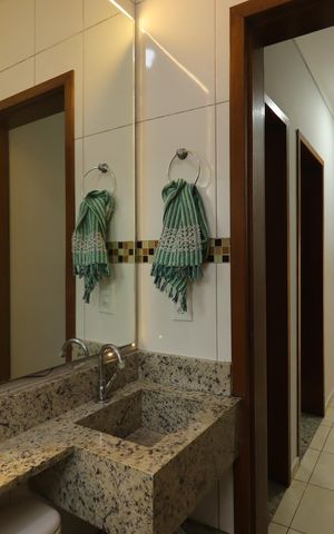 Apartamento para alugar com 59m², 2 quartos e 2 vagasBanheiro