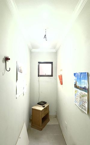 Casa para alugar com 175m², 4 quartos e 2 vagas Casa para alugar com 175m², 4 quartos e 2 vagasCloset