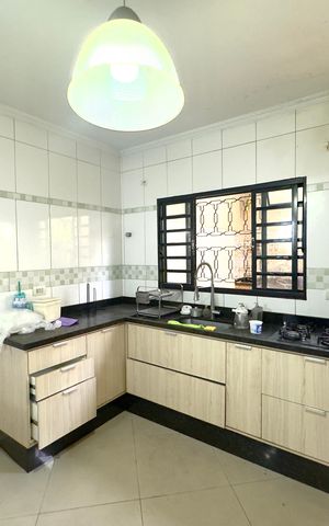 Casa para alugar com 175m², 4 quartos e 2 vagas Casa para alugar com 175m², 4 quartos e 2 vagasCozinha