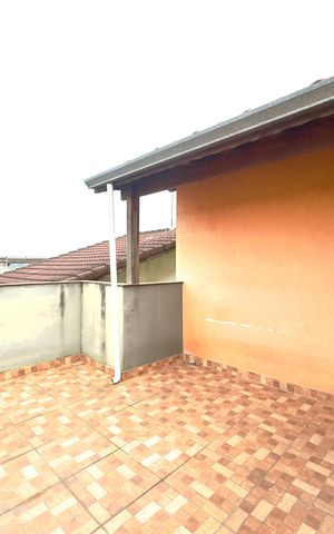 Casa para alugar com 175m², 4 quartos e 2 vagas Casa para alugar com 175m², 4 quartos e 2 vagasTerraço