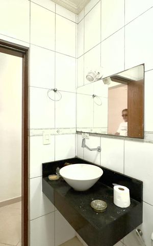Casa para alugar com 175m², 4 quartos e 2 vagas Casa para alugar com 175m², 4 quartos e 2 vagasBanheiro 1