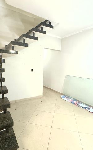 Casa para alugar com 175m², 4 quartos e 2 vagas Casa para alugar com 175m², 4 quartos e 2 vagasCozinha
