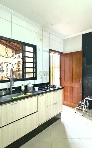 Casa para alugar com 175m², 4 quartos e 2 vagas Casa para alugar com 175m², 4 quartos e 2 vagasCozinha