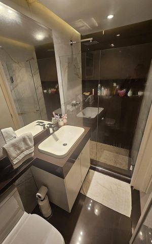 Apartamento à venda com 58m², 2 quartos e 1 vaga Apartamento à venda com 58m², 2 quartos e 1 vagaBanheiro 2