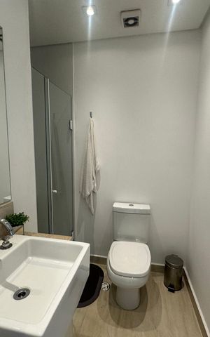Apartamento para alugar com 167m², 3 quartos e 2 vagas Apartamento para alugar com 167m², 3 quartos e 2 vagasBanheiro da Suíte 1