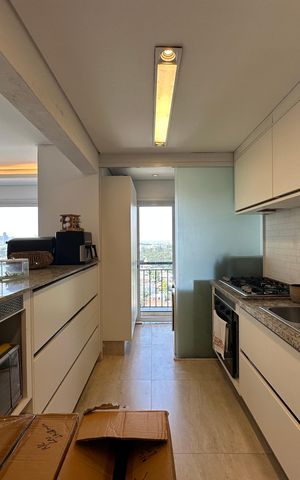 Apartamento para alugar com 167m², 3 quartos e 2 vagas Apartamento para alugar com 167m², 3 quartos e 2 vagasCozinha