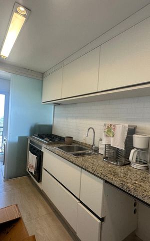 Apartamento para alugar com 167m², 3 quartos e 2 vagas Apartamento para alugar com 167m², 3 quartos e 2 vagasCozinha