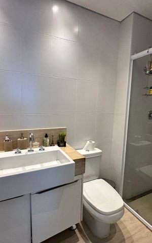 Apartamento para alugar com 167m², 3 quartos e 2 vagas Apartamento para alugar com 167m², 3 quartos e 2 vagasBanheiro da Suíte 2