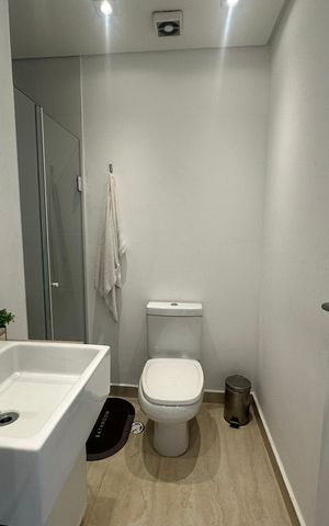 Apartamento para alugar com 167m², 3 quartos e 2 vagas Apartamento para alugar com 167m², 3 quartos e 2 vagasBanheiro da Suíte 1