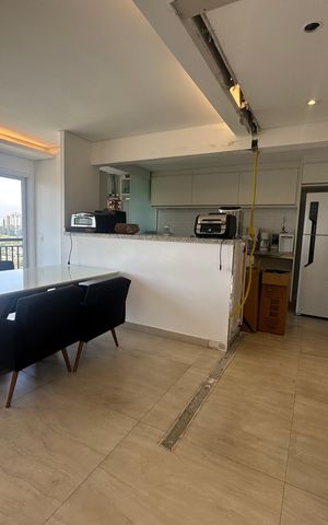 Apartamento para alugar com 167m², 3 quartos e 2 vagas Apartamento para alugar com 167m², 3 quartos e 2 vagasSala