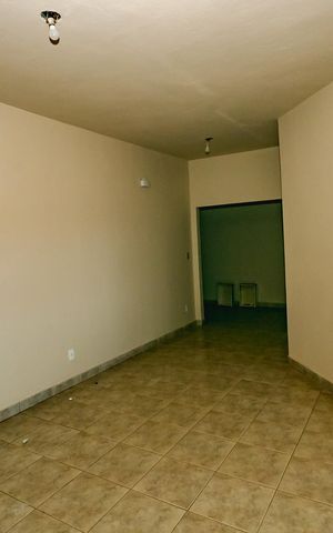Casa para alugar com 292m², 5 quartos e 4 vagasSala