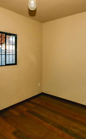 Casa para alugar com 292m², 5 quartos e 4 vagasQuarto 4