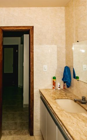 Casa para alugar com 292m², 5 quartos e 4 vagasBanheiro do Quarto 3
