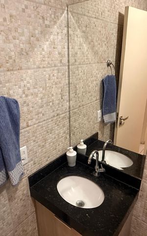 Casa de condomínio à venda com 80m², 3 quartos e 2 vagasBanheiro Social