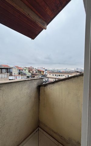 Casa à venda com 223m², 2 quartos e 3 vagas Casa à venda com 223m², 2 quartos e 3 vagasSótão Varanda