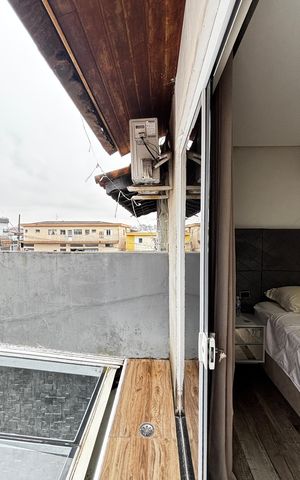 Casa à venda com 223m², 2 quartos e 3 vagas Casa à venda com 223m², 2 quartos e 3 vagasVaranda da Suíte 2