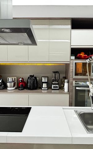 Casa à venda com 223m², 2 quartos e 3 vagas Casa à venda com 223m², 2 quartos e 3 vagasCozinha