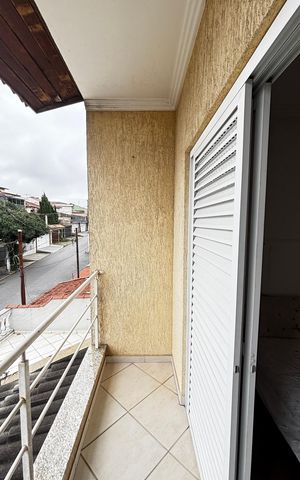 Casa à venda com 223m², 2 quartos e 3 vagas Casa à venda com 223m², 2 quartos e 3 vagasSuite 1 Varanda
