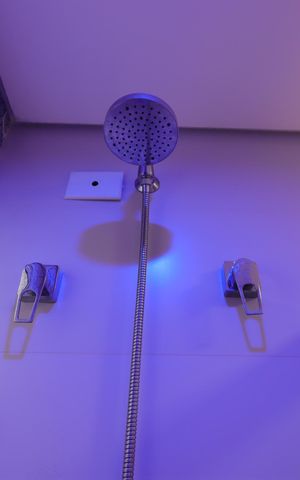 Apartamento para alugar com 88m², 3 quartos e 2 vagasBanheiro Social - Chuveiro