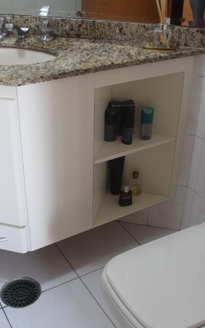 Apartamento à venda com 107m², 3 quartos e 2 vagasBanheiro da Suíte